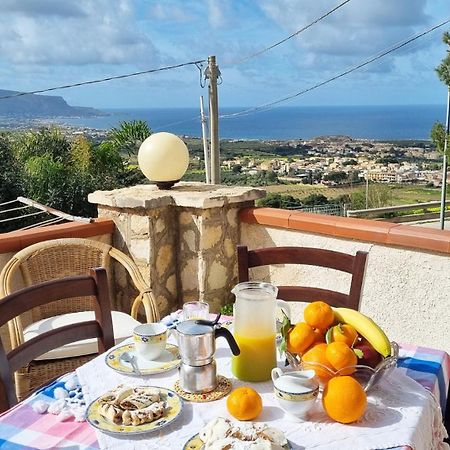 Casa Vacanza Vista Mare Custonaci Extérieur photo